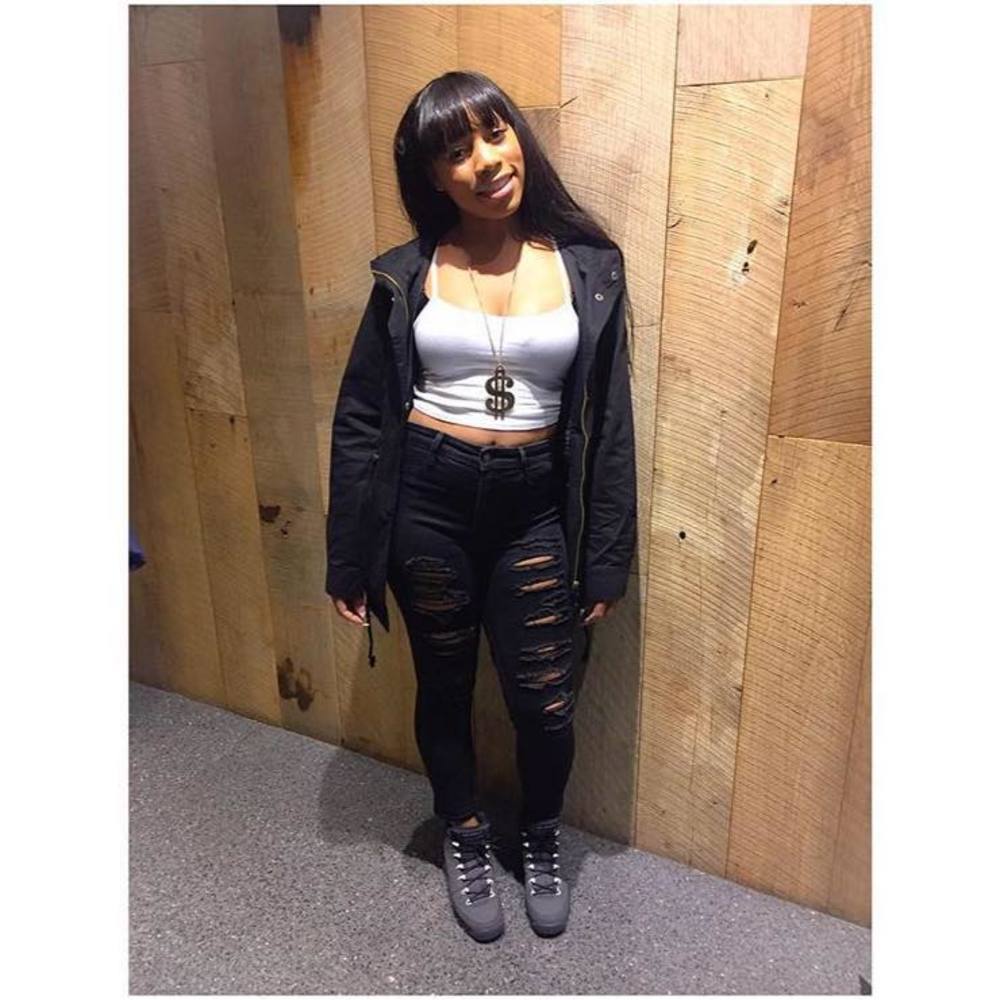 Meet your Posher, Ashley